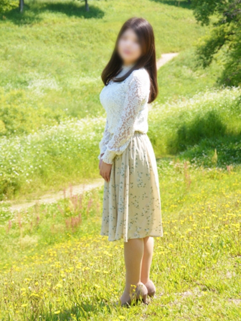 新妻倶楽部 百香(ももか)