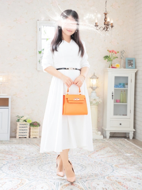 新妻倶楽部 佳音(かのん)